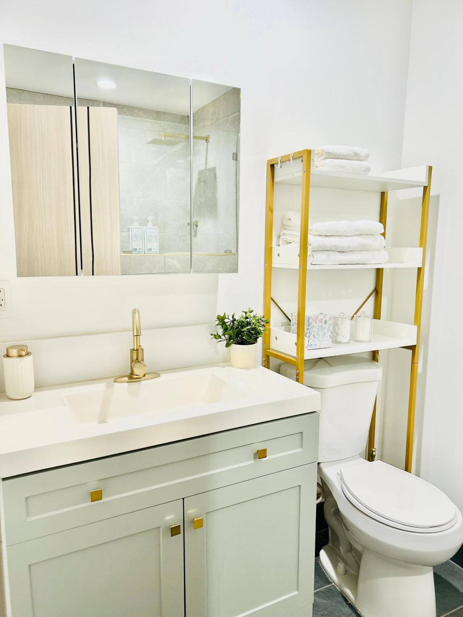 Newly Built Stylish Modern 2b In La *
