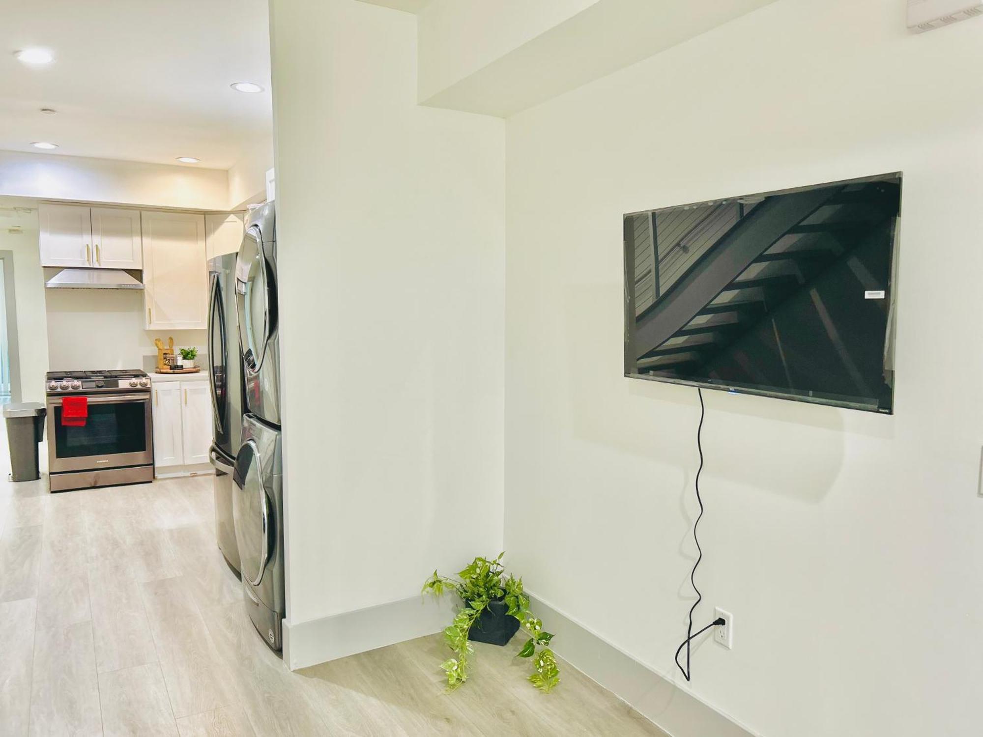 Apartment Newly Built Stylish Modern 2b In La *